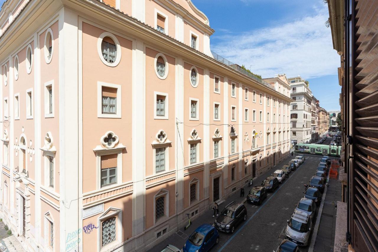 To 2* Roma